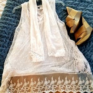 *Feratelli Lace Top w Scarf (included in sale)